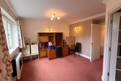 2 bedroom retirement property for sale, Flat 41 Ashcroft Place, Epsom Road, Leatherhead, Surrey, KT22 8RJ