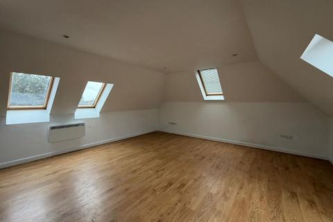 undefined, Apartment 71 Dorchester Court, 283 London Road, Camberley, Surrey, GU15 3JJ
