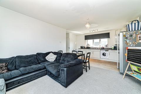 2 bedroom flat for sale, Wantage Place, Basingstoke