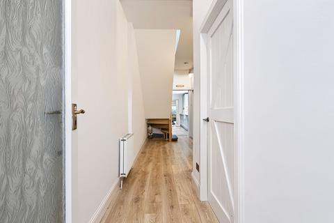3 bedroom semi-detached house for sale, 7 Park Terrace, Brightons, FK2 0HY