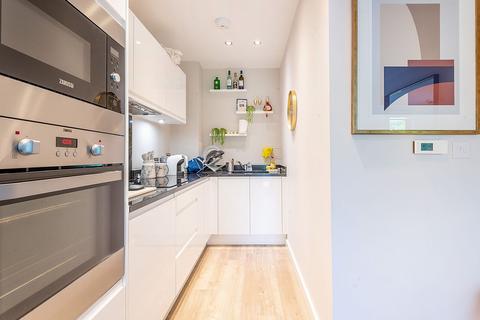 1 bedroom flat to rent, Lakeside Drive, Park Royal, London, NW10