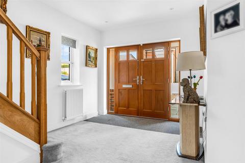 5 bedroom detached house for sale, Newitt Court, Welwyn