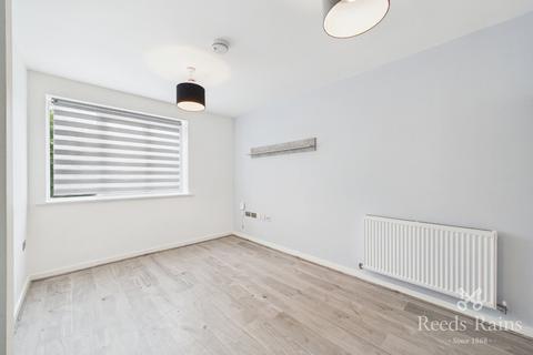 undefined, Elisabeth Gardens, Greater Manchester SK5