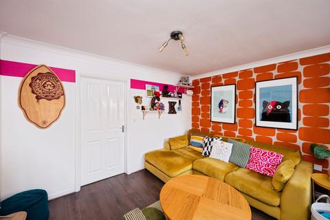 3 bedroom townhouse for sale, Edmonstone Crescent, Nottingham