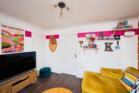 3 bedroom townhouse for sale, Edmonstone Crescent, Nottingham