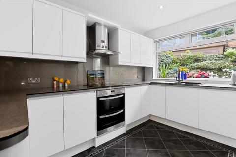 4 bedroom detached house for sale, Carnoustie Avenue, Gourock