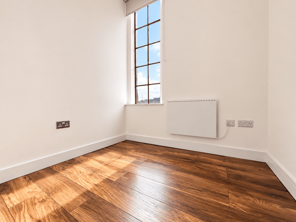 Apartment in Birmingham, West Midlands - View 2