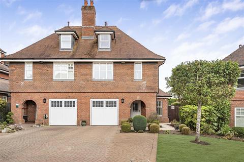 3 bedroom semi-detached house for sale, Holbrook Gardens, Aldenham