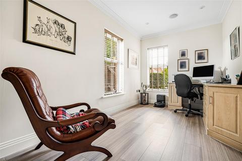 3 bedroom semi-detached house for sale, Holbrook Gardens, Aldenham