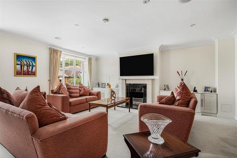 3 bedroom semi-detached house for sale, Holbrook Gardens, Aldenham