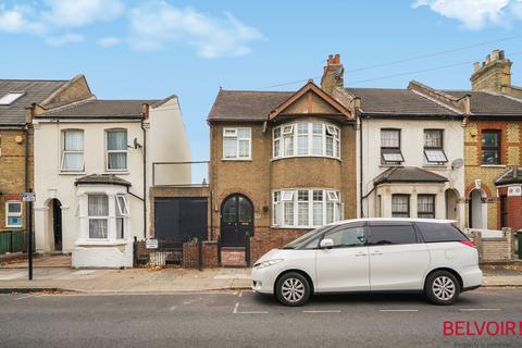 3 bedroom semi-detached house for sale, Third Avenue, London, E12