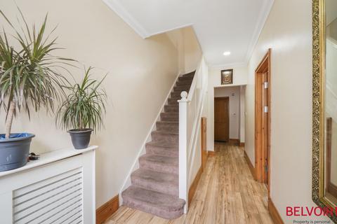 3 bedroom semi-detached house for sale, Third Avenue, London, E12