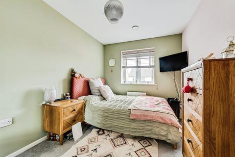 undefined, Robinscroft, Swindon