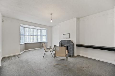 2 bedroom maisonette for sale, The Fairway, London, NW7