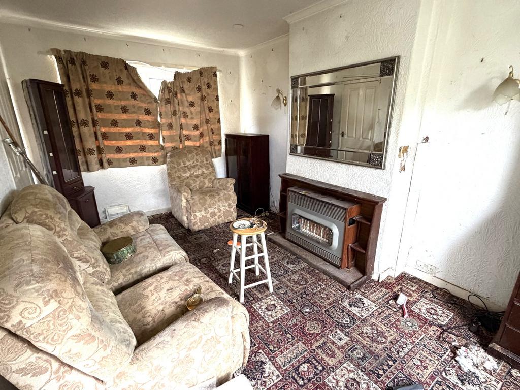 House in Bradford, Holmewood - View 3