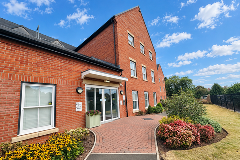 1 bedroom flat to rent, Stafford Street, Market Drayton, TF9