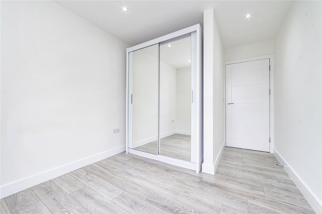 Apartment in Hertfordshire - More