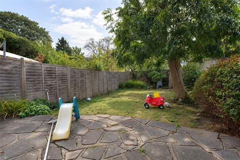 2 bedroom apartment to rent, Arngask Road, London, SE6