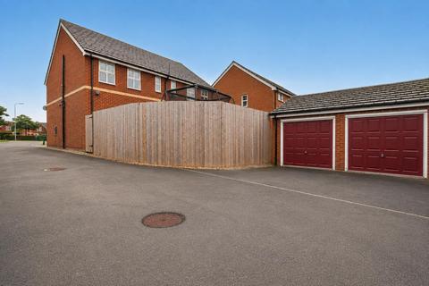 3 bedroom semi-detached house for sale, Richmond Place, Thornaby, Stockton-On-Tees, TS17 9EJ