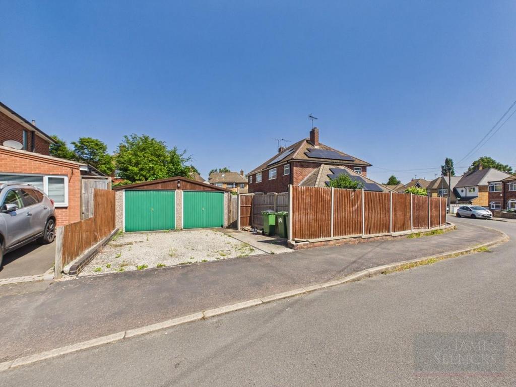 House in Kirby Muxloe - View 5