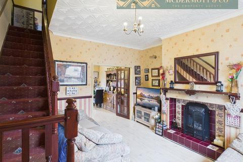 2 bedroom terraced house for sale, Ashton Road East, Failsworth