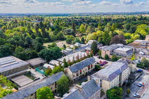 4 bedroom terraced house for sale, Cambridge CB2