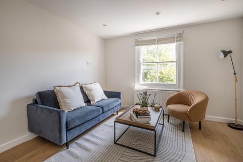 1 bedroom flat for sale, Galveston Road, London, SW15