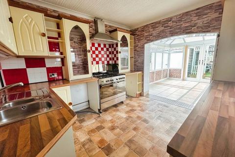 2 bedroom semi-detached bungalow to rent, Merlin Crescent, Bridgend, CF31