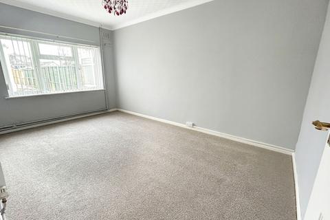 2 bedroom semi-detached bungalow to rent, Merlin Crescent, Bridgend, CF31