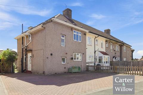 3 bedroom end of terrace house for sale, Crossway, Dagenham, Essex