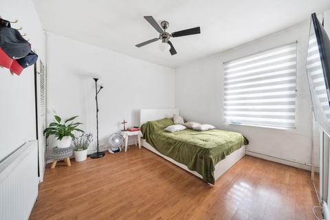 2 bedroom terraced house for sale, Sumner Road,, West Croydon, Croydon, CR0
