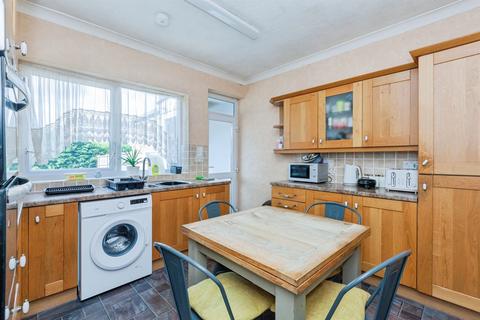 2 bedroom semi-detached bungalow for sale, Calverton Avenue, Wigston