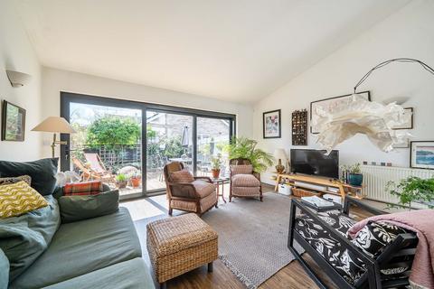 2 bedroom terraced house for sale, Elan Court, Winchester, SO23