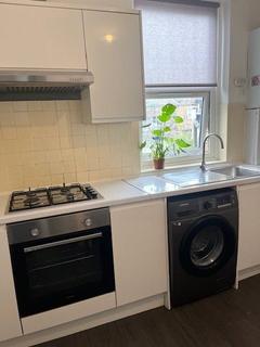 3 bedroom apartment to rent, Willesden Lane,, London, NW6