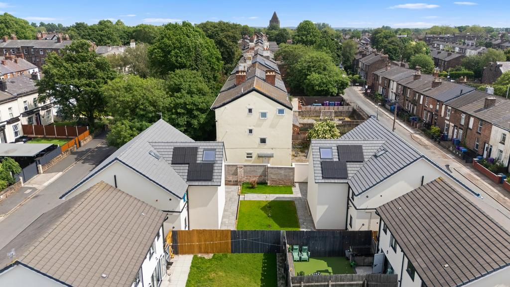 Apartment in Liverpool - View 2