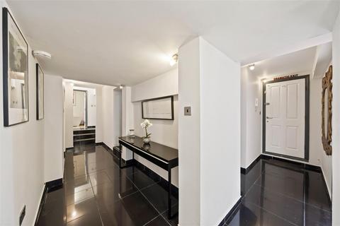 3 bedroom flat for sale, Mill Lane, Guildford