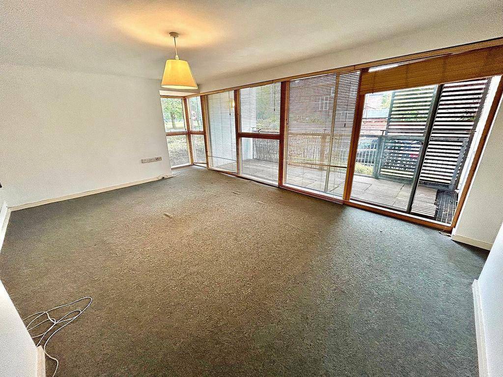 Apartment in Manchester - View 3