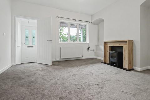 3 bedroom end of terrace house to rent, School Street, Golborne, WA3