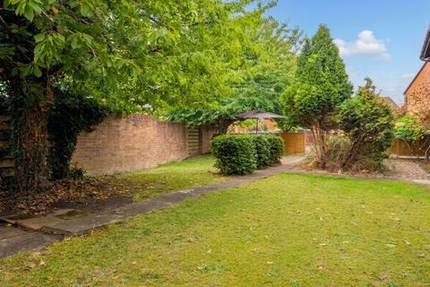 1 bedroom flat to rent, St. Philips Drive, Evesham, WR11