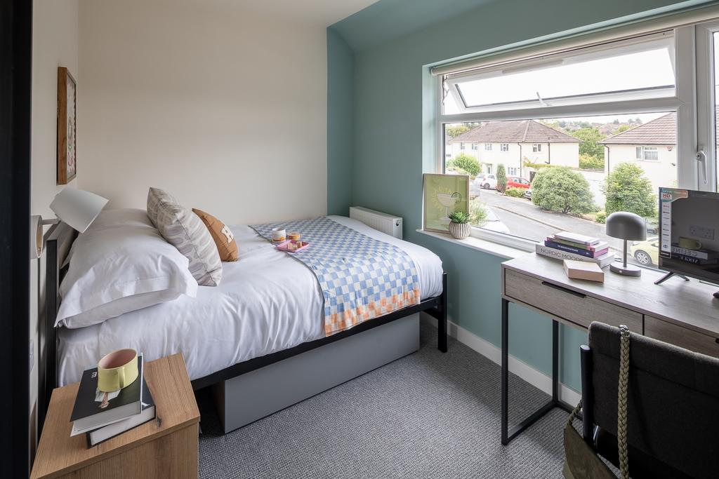 House in Bristol - View 4