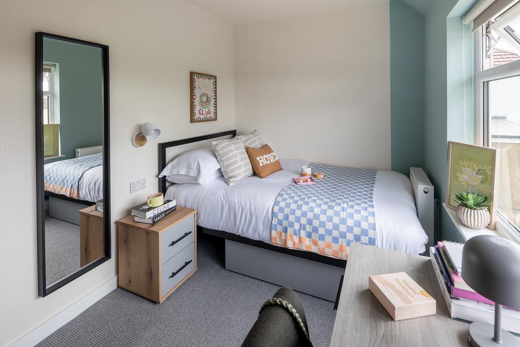 House in Bristol - View 5