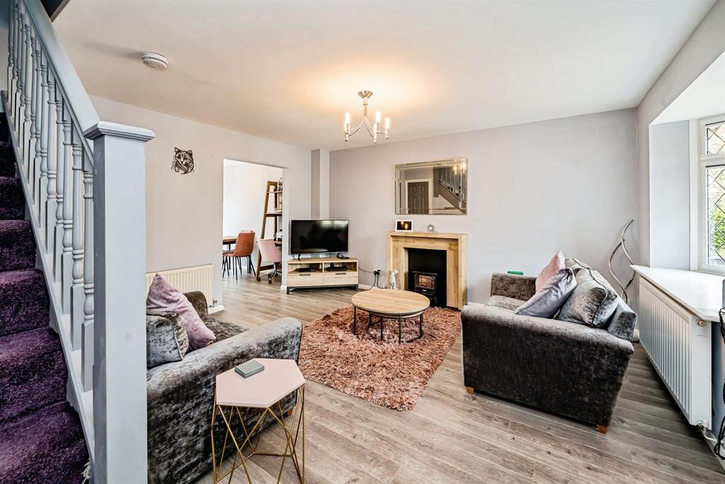 House in Aylesbury, Watermead - View 3