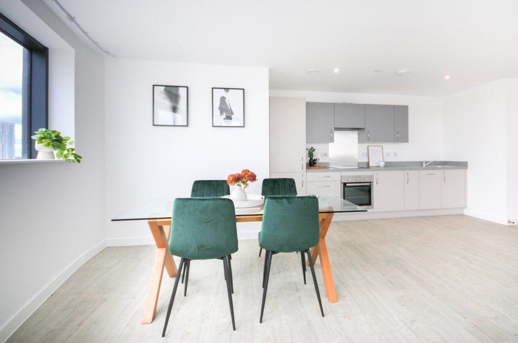 Apartment in Salford, Greater Manchester - View 4