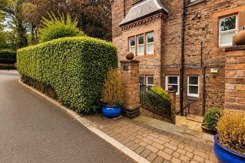 2 bedroom apartment for sale, New Heys Drive, Liverpool, Merseyside, L18