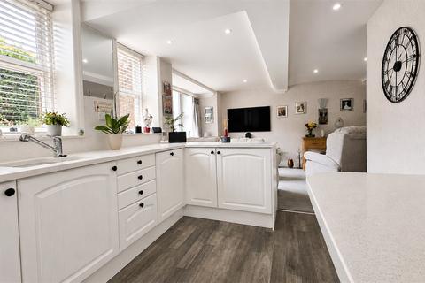 2 bedroom apartment for sale, New Heys Drive, Liverpool, Merseyside, L18