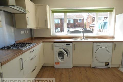 2 bedroom semi-detached house to rent, Willow Avenue, Middleton, Manchester, Greater Manchester, M24