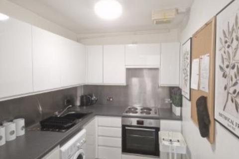 5 bedroom apartment to rent, Upper Grove Place, Edinburgh, EH3