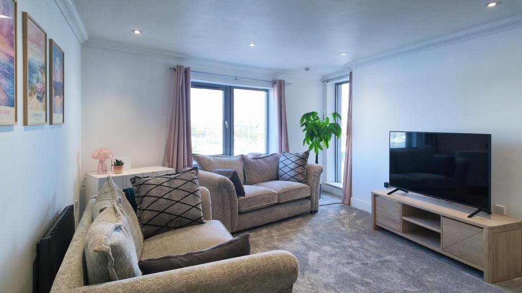 Apartment in Penarth - View 2