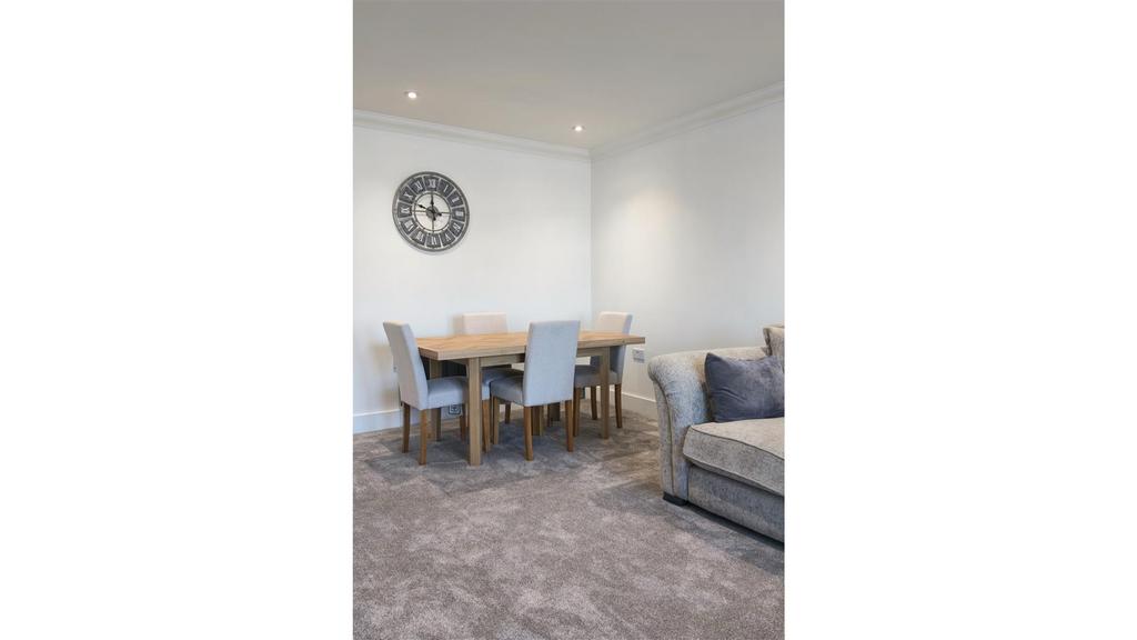 Apartment in Penarth - View 4