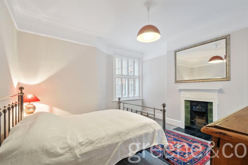 Apartment in London - View 5